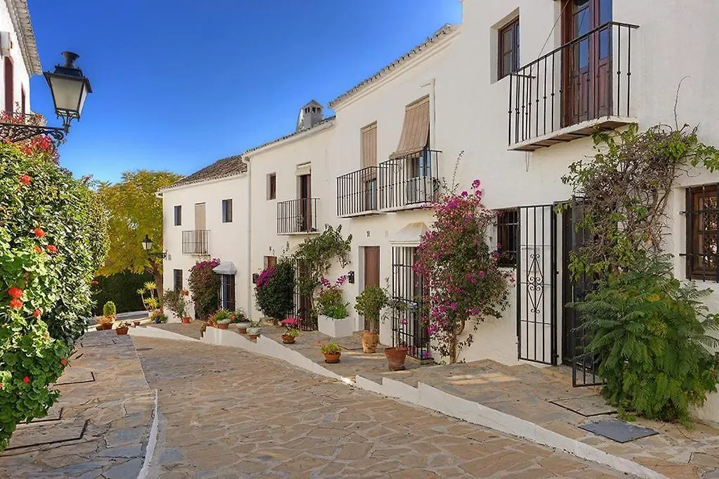 Vakantiehuis En- Cozy Andalusian Style Townhouse In Marbella Villa Spanje
