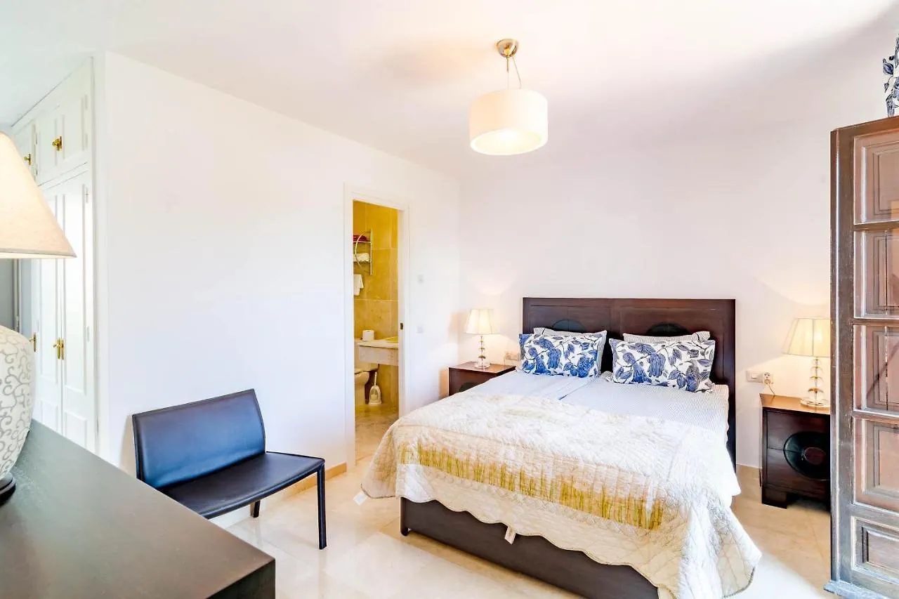 En- Cozy Andalusian Style Townhouse In Marbella Villa Vakantiehuis